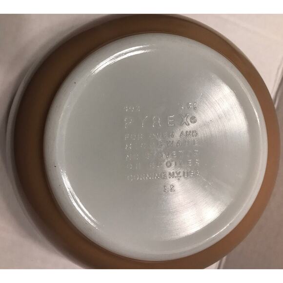 Vintage Pyrex Nesting Bowls Set Of 2 Mixing Woodland Brown Floral #401 #402 - Picture 4 of 9